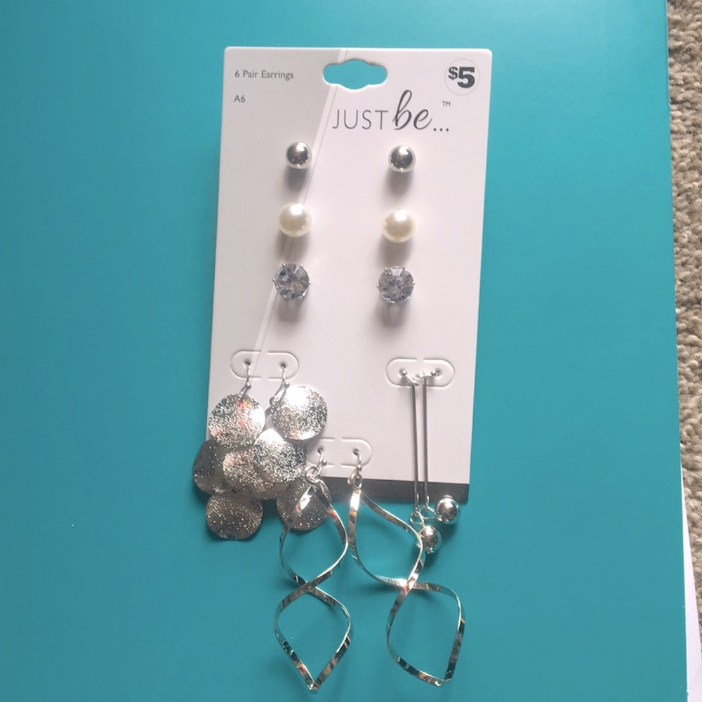 Silver 6 pair earrings Never worn Brand new!!!